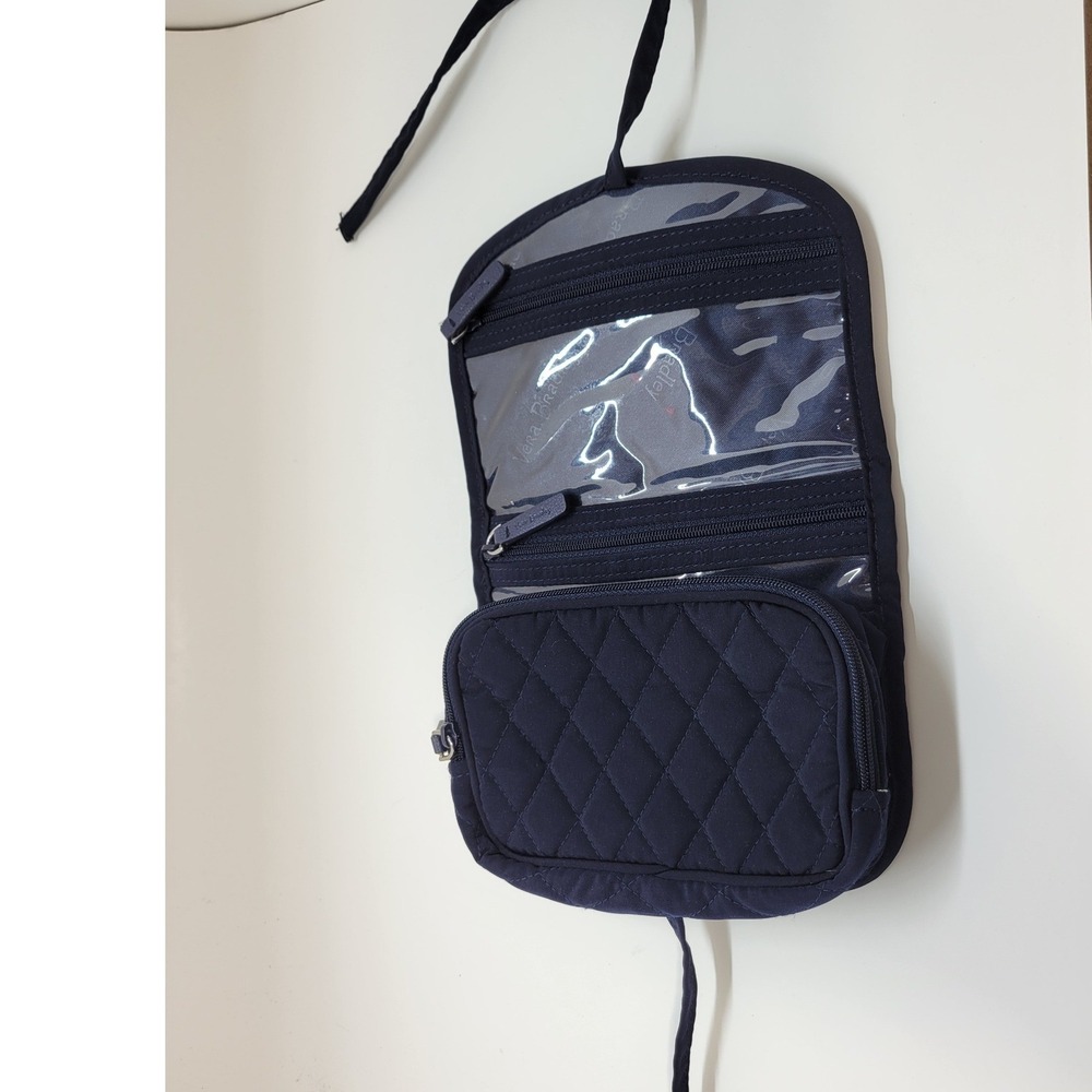 Vera Bradley Hanging Travel Organizer Navy Blue Quilted Microfiber Cosmetic Bag